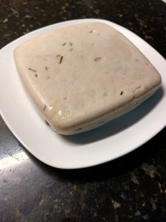 Una foto de Queso sin lactosa o vegano. Y sin gluten