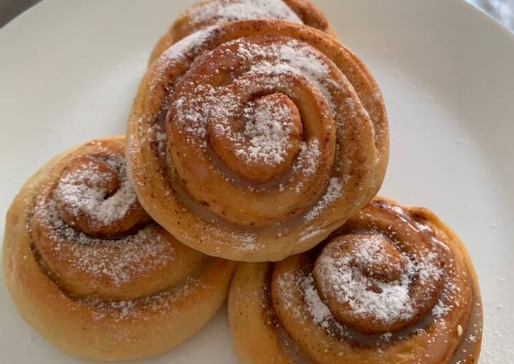 Anti Ribet, Membuat Cinnamon roll suka-suka Untuk Jualan