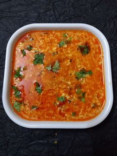 દહીં તિખારી (Dahi Tikhari Recipe In Gujarati) રેસીપી મુખ્ય ફોટો