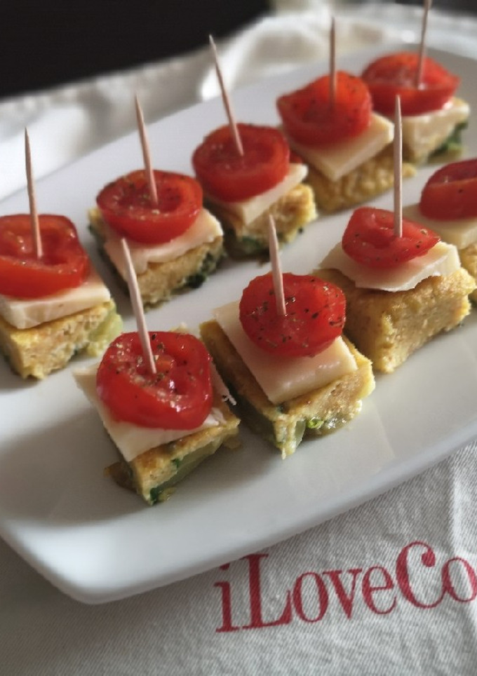Foto di Frittatine alle zucchine finger food