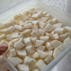A picture of Chicken-mu / Pickled Korean Radish.