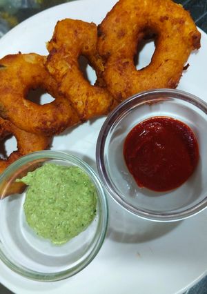 A picture of Leftover rice vegetable menduvada.
