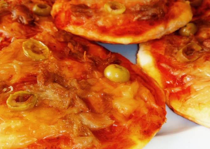 Le moyen le plus simple de Préparer Savoureux Mini Pizza au thon