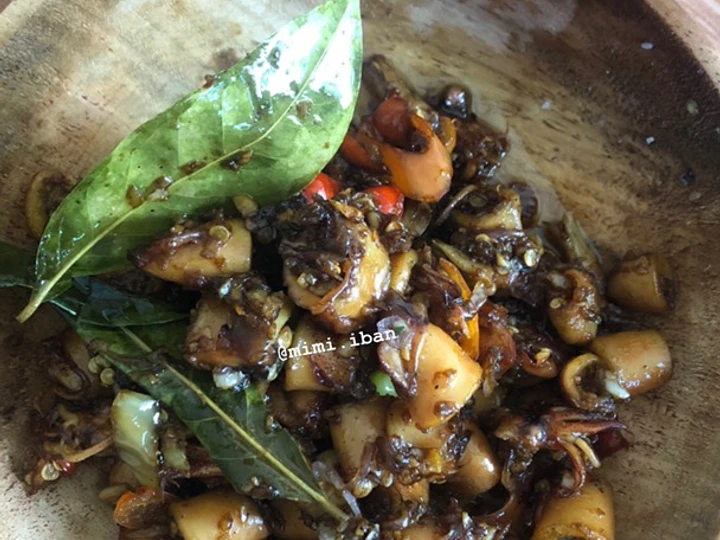 Cara Simple Menyiapkan Resep  Cumi asin manis pedes yang Menggugah Selera, Lezat Sekali