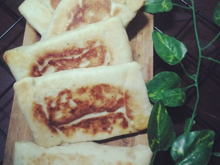 Cara Gampang Menyiapkan Resep Roti panggang ayam suwir yang Uenak Anti Ribet, Lezat
