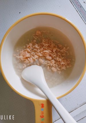 Hình của món Cháo Yến mạch cá hồi.
