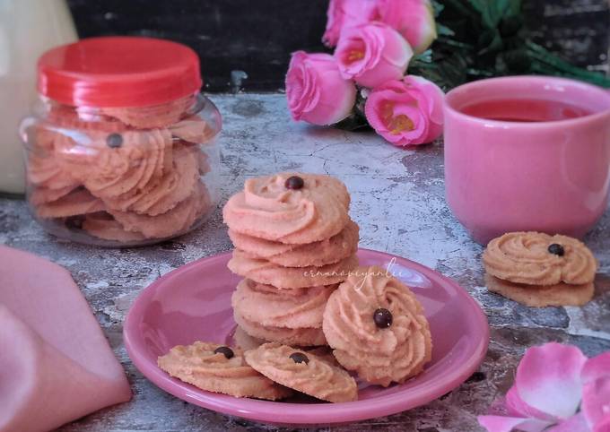 Eggless Danish Cookies