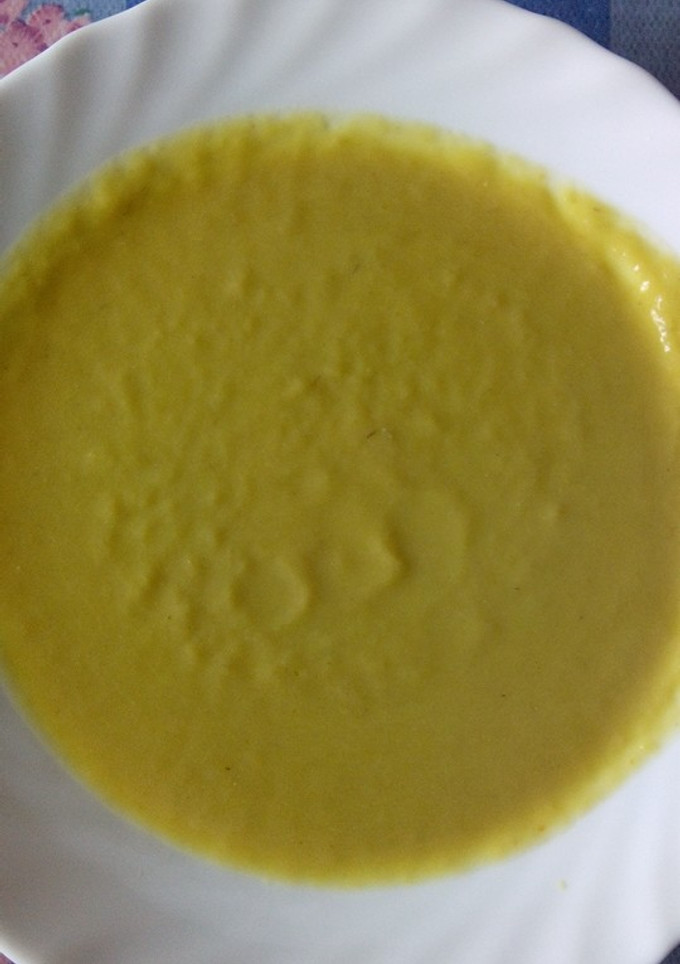 Una foto de Crema calabaza con merluza