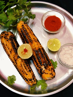 रोस्टेड भूटे (roasted bhutta recipe in Hindi) रेसिपी मुख्य फोटो