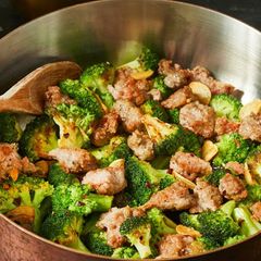 A picture of Keto Spicy Italian Sausage and Broccoli.