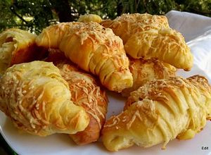 Kefires, sajtos sörkifli recept fotója