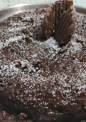 A picture of Eggless chocolate cake.