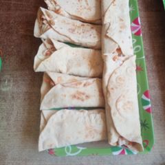 A picture of Chicken shawarma.
