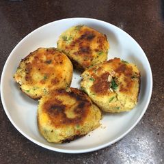 A picture of Fish cakes.