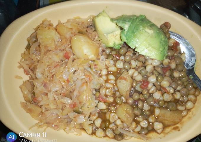 Recipe of Homemade Githeri and steamed cabbage plus avocado