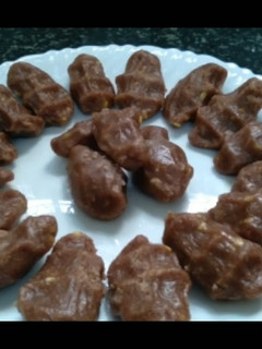 சிவப்பரிசி இனிப்பு கொழுக்கட்டை (Red rice sweet kolukkattai recipe in tamil) செய்முறை முக்கிய புகைப்படம்
