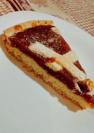 Foto di Crostata alla Marmellata di Fragole con Frolla al Limoncello