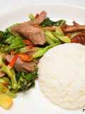 ผัดคะน้าเป็ดย่าง ราดข้าว
