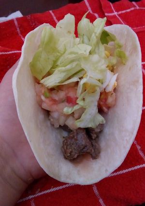 Una foto de 🌮 Tacos!!! 🍴 🔥✨ Súper rápido y rico😋