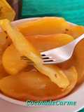 Manzana jugosa con miel