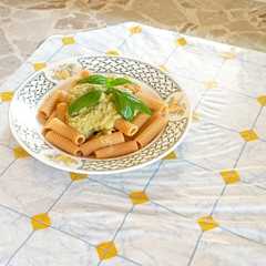 Foto di Rigatoni con crema di zucchine e peperoni