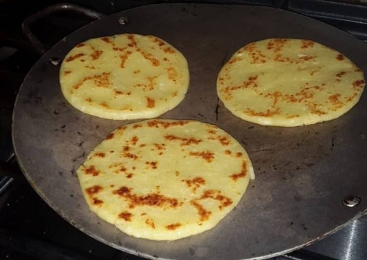 Steps to Make Any-night-of-the-week Arepas Colombianas