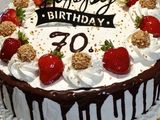 Epres, banános, mascarponés, tejszínes torta