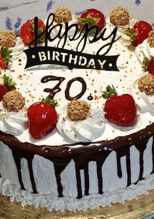 Epres, banános, mascarponés, tejszínes torta recept fotója