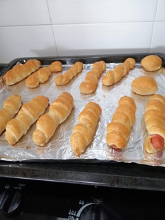 A picture of Chicken Hotdog Bread.
