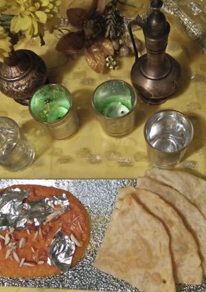 A picture of Soji ka halwa with puri.