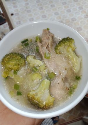 Foto resep Mpasi Sop Brokoli Ayam Kampung (10bl+)