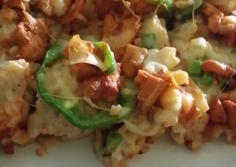 Recipe of Perfect Overloaded cheese macaroni