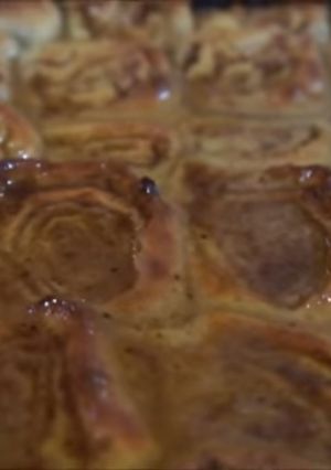 صورة لوصفة سينابون 🍩 بكل انواع الصوصات 🥞