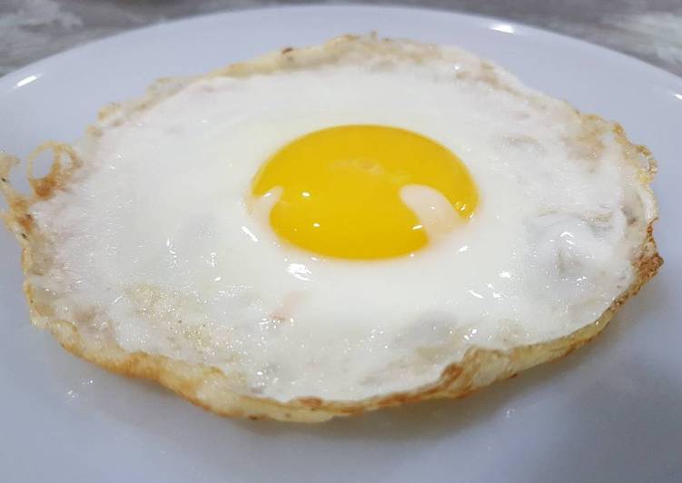 Student Meal; Fried Egg Sunny Side Up (Telur Mata Lembu)