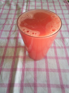 A picture of Fresh watermelon juice.