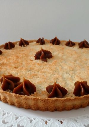 Una foto de Tarta de coco y dulce de leche 🥥