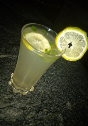 A picture of Virgin Mojito.