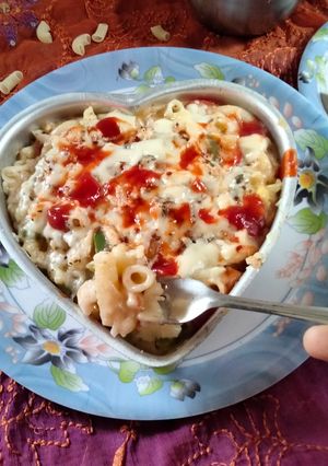 A picture of Baked cheese pasta without oven 😋.