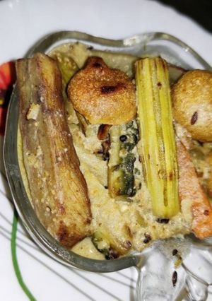 বিভিন্ন সব্জী দিয়ে শুক্তো (shukto recipe in Bengal) রেসিপির প্রধান ছবি