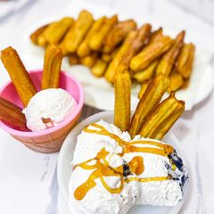 A picture of Easy Churros.