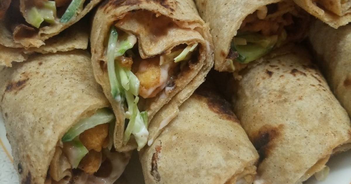 Zinger wraps Recipe by Saira Imran Cookpad