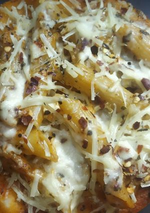 A picture of Domino's style pasta pizza.