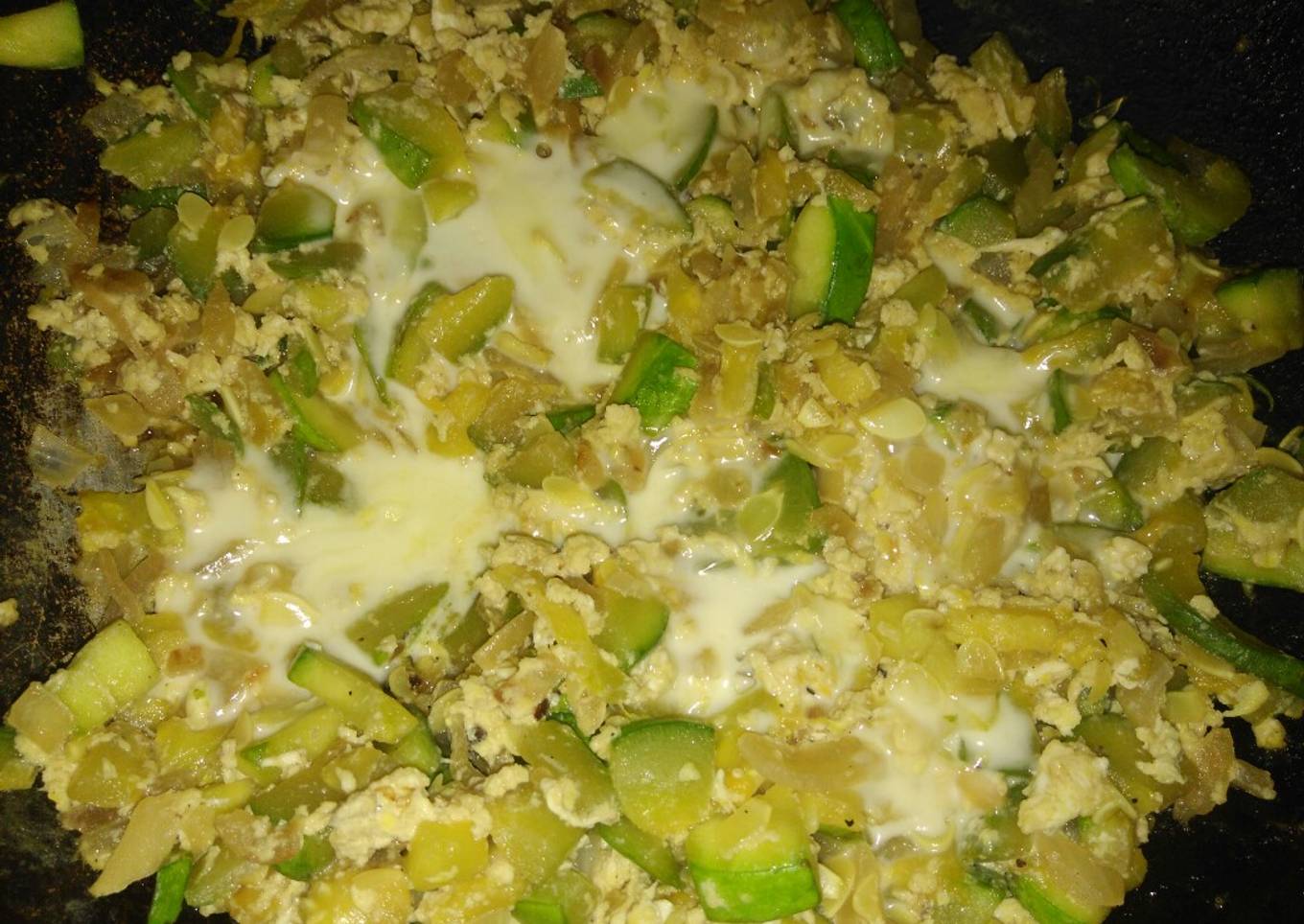 Revuelto de zapallitos cemoso 😋