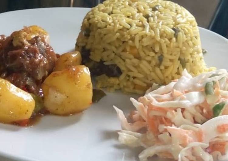 Step-by-Step Guide to Make Speedy Jallof rice couslour with aresh souce