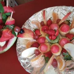 A picture of Fruit platter.