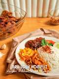 Nasi Uduk Rice Cooker dengan Lauk Favorit