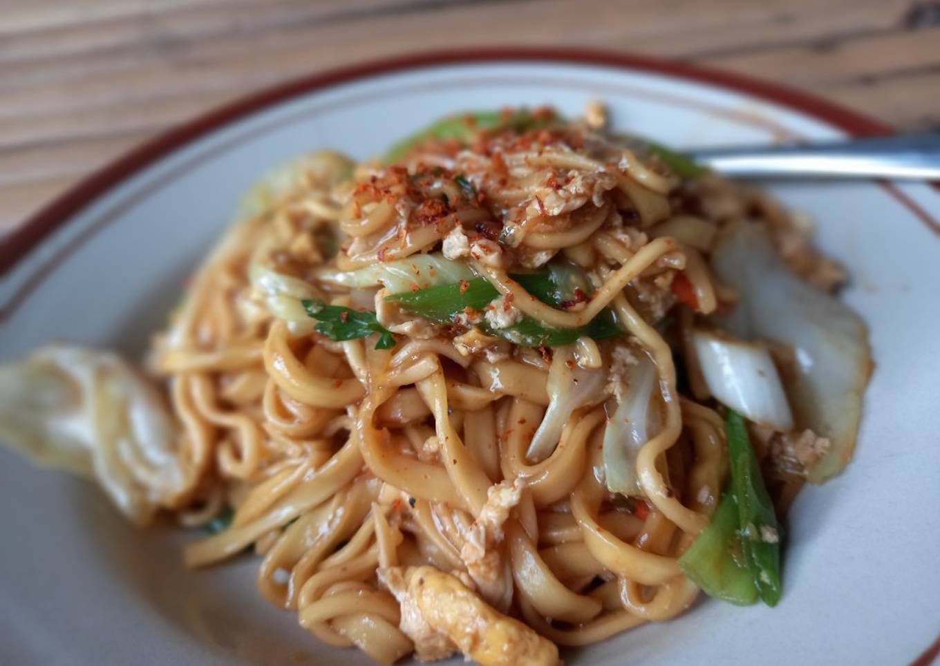 Mie goreng nyemek