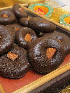 A picture of Chocolate Peda Ready in 15 Minutes: Gooey Chocolate Balls.
