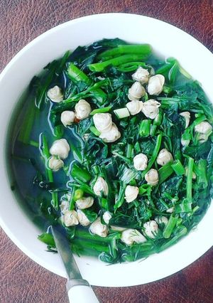 Hình của món Canh hến rau muống.