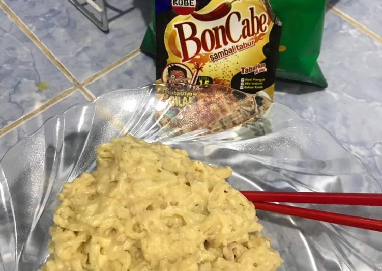 Bagaimana Menyiapkan Indomie soto with Fettucine carbonara Anti Gagal